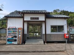 郷原駅に到着。電車の時間になんとか間に合いました。頂上に行かなくてよかったです。