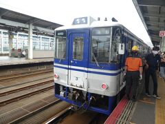 郡家駅から因美線に乗り換えて鳥取駅へ。
車両は智頭急行のHOT3500形気動車。