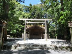 来た道を戻り　土宮
御祭神は大土乃御祖神（おおつちのみおやのかみ）