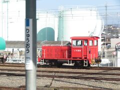2023.03.11　松本ゆき普通列車車内
次はスイッチャーが活躍する竜王。海のない山梨県では当駅止まりのタンカートレインが設定されている。