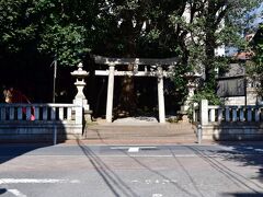 渋谷城
現在は金王八幡宮となっている。
河崎庄司郎館跡の坂道を登り切った所にある。