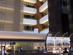 ストリングスホテル東京インターコンチネンタル
26Fにいる事を忘れる空間になっている。
