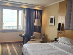 マリオットヴォンボイの無料宿泊特典で予約したシェラトンブリュッセルエアポートホテル。
