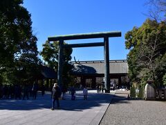 靖国神社
第二鳥居。