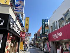 クレアモールという商店街を歩きます。
いろんなお店がたくさんあり、とても充実した商店街でした。