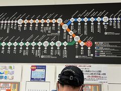 　2023年5月18日（木）旅行1日目の続き
　Suicaに、福岡で使う分チャージしました。福岡に還元するものかな？少しでもお役に立てるなら幸いです。
　地下鉄で博多駅に向かいます。