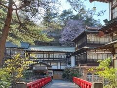 「四万温泉 積善館」