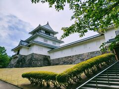 この 悠久山公園内にある郷土資料館です。再建されたお城でありますが 長岡城との因果関係は全くありません。