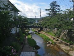 2日目はまず出雲大社を目指し玉造温泉駅へ向かいました。

天気予報では雨でしたが青空も広がりました。