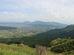 14:56 阿蘇スカイライン展望所

外輪山へ戻って来た。