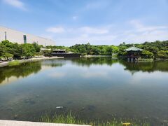 次は国立中央博物館へ。
二村駅からすぐの場所にあり、庭園もある広大な敷地にあるアジア最大級の博物館です。