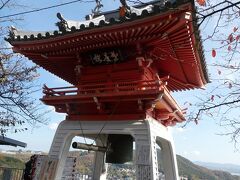 景色を楽しみながら歩いて、千光寺に到着。