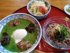 お風呂の後はLunchに。指宿名物のたまらん丼を食べることに。温泉卵を使ったどんぶりであればたまらん丼になるみたいで、海鮮から肉料理、中華など様々な種類のお店があるみたい。何軒か行ってみるが定休日だったりコロナの影響か閉店してたりでなかなかやっているお店がなかった。最後に見つけたのがこちらの小牧庵というおそば屋さん。ここのたまらん丼はオクラを使ったもの。なかなか異色だけどオクラもこのあたりの名物みたいでしかも季節限定品とのこと。美味しかったです。