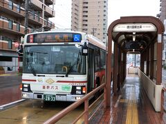 名古屋はバス先進都市！
道路中央のバス専用レーンを走る「基幹バス」