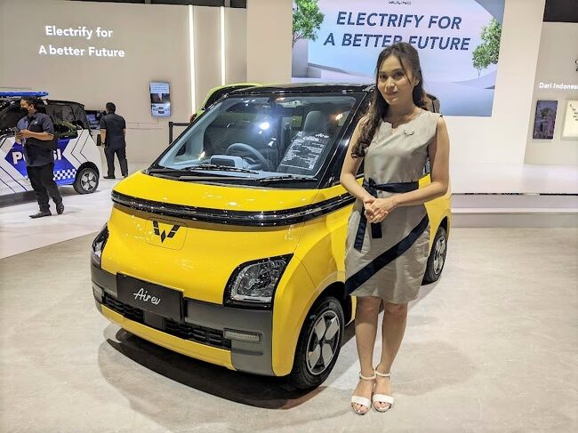 小型EVのAir EVは、<br />最近ジャカルタでよく見かけます。<br />