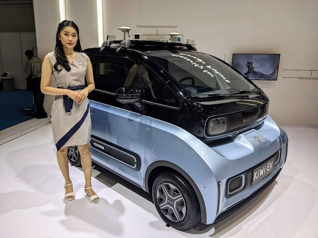 ちょっと未来的なデザインのKi Wi EV<br />この車は初めて見ました。<br />