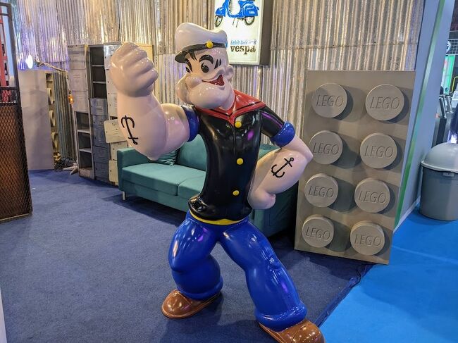 よくわからないけどポパイが居ました。<br />ポパイもEV?<br />