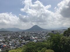 飯野山(讃岐富士)