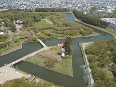 五稜郭公園、その姿、見事
やっぱ、設計士の腕が素晴らしい。
