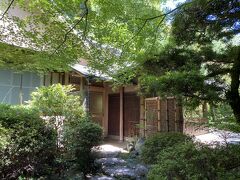 芭蕉庵は松尾芭蕉が江戸時代に住んでいたと言われている場所です。
松尾芭蕉は神田上水の改修に携わったそうです。