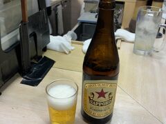 勝手に冷蔵庫からビールとか
出す独特スタイル
初めてだとアウェイ感あるだろうな