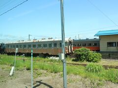 五所川原駅にて。
津軽鉄道の古い車両がありました。