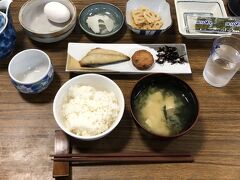 2日目の朝は、THE旅館の朝食でスタート