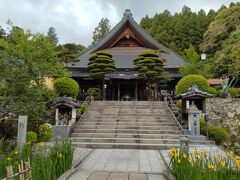 美しいお寺。