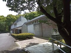 中川一政美術館です。風景画とひまわりなどの静物画を展示していました。