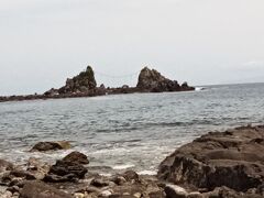 真鶴岬の見どころ「三ツ石」。