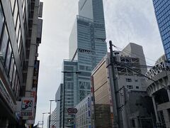 スタートは天王寺からです。
あべのハルカスがそびえ立ってます！