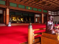 「東長寺」は弘法大師空海が開祖した創建1200年以上の寺院だということでした。