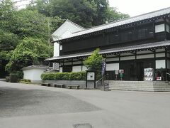 川崎市立日本民家園
大人550円

見ごたえあります
生田緑地の入口付近にあります