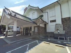 「諏訪市美術館」