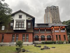 台北市立図書館北投分館