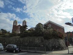 永井隆記念館から捜し物をしながら歩いていたら浦上天主堂近くまで来たので、浦上天主堂も見て行くことにしました。