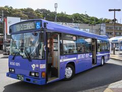 明光バスは、白浜駅と白浜の名所を結びます。