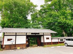 さて、やって来たのは手芸部推薦の松本民芸館。
柳宗悦の影響で、松本で民芸品を集めた丸山太郎氏が創設した博物館です
