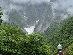 おお！すごい。
眼前にそそり立つ山の姿に声が出ます。