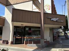 『Oh My Grill』が開いていなかったので、バスを乗り継ぎお気に入りのお店 kaimuki の『KOA Pancake HOUSE』に来ました。