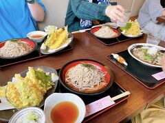 部長のナビで無事蕎麦屋にピットイン。
蕎麦湯まで堪能。蕎麦湯が美味しい年になったね。

