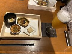 旅館だけどごはんは付けてなかったので近くの料理屋さんへ。
グーグルマップで近場の料理やさん探したのだけど、大当たりでした！

京都で町屋を改装した小料理やさんや居酒屋何度か行ったけど、いちばんよかったかも。