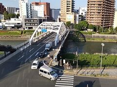 部屋から見えていた開運橋　毎日お天気に恵まれ幸せだった
白いアーチが特色でとても美しい