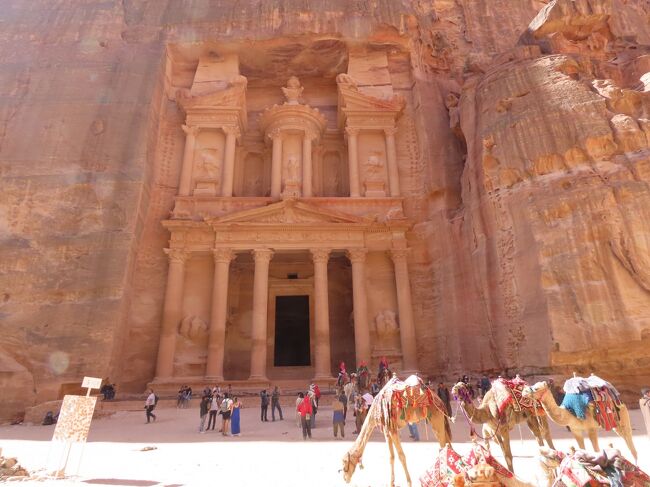 ヨルダン旅行(5) 個人で行くペトラ遺跡とペトラ・バイ・ナイト