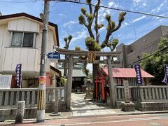 阿倍野にある安倍晴明神社　平安時代の陰陽師、安倍晴明を祀る神社である
安倍晴明の生誕地は謎であるがここ阿倍野は有力な候補地であるらしい