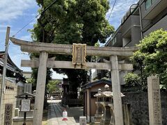 安倍晴明神社から数メートルのところにある阿倍王子神社（安倍晴明神社はこちらの境外末社になる）
大阪府内の九十九王子で唯一旧地に現存している王子である