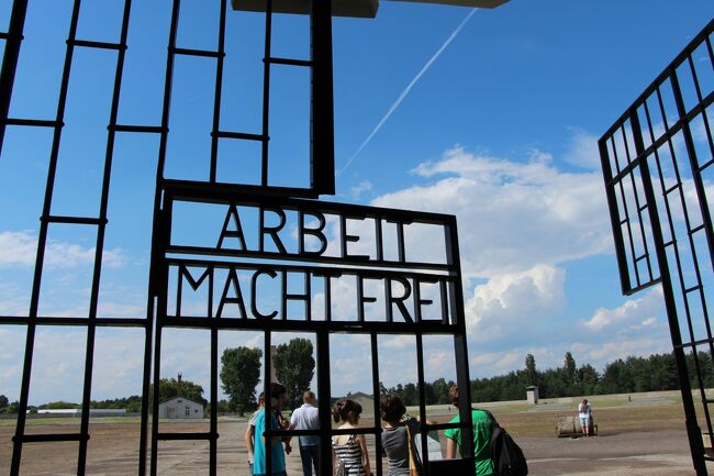 ザクセンハウゼン強制収容所の入り口