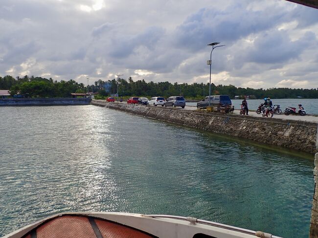 8:21<br />ケレドゥパ島に向けて出港します。