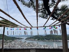 この時期、多くの寺社仏閣で風鈴祭りがやってますね。
涼やかで良き良き♪
