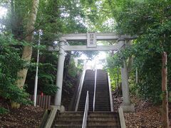 神鳥前川（しとどまえかわ）神社　日本武尊（やまとたけるのみこと）様が祀られています。